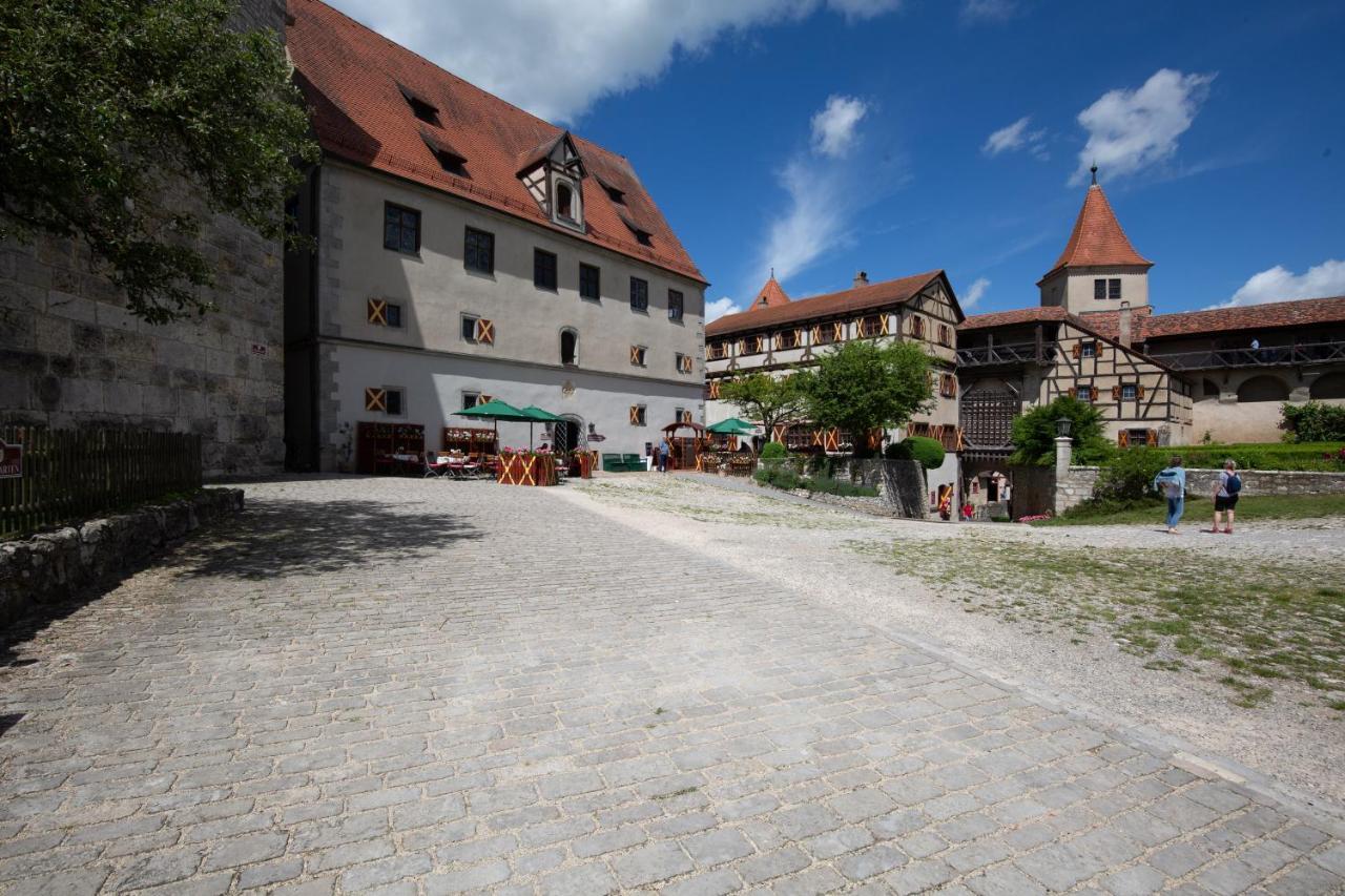 Schlosshotel Harburg Exterior foto