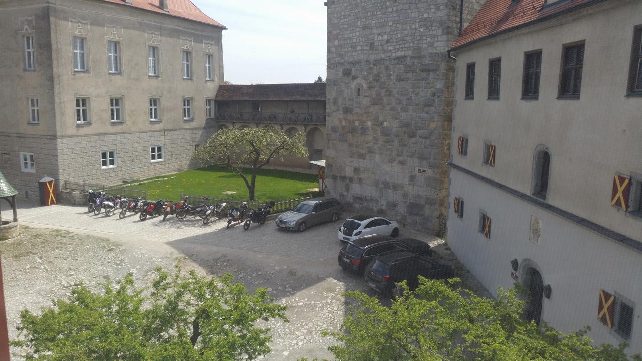 Schlosshotel Harburg Exterior foto